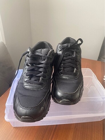 36 Beden siyah Renk Nike Airmax Orijinal