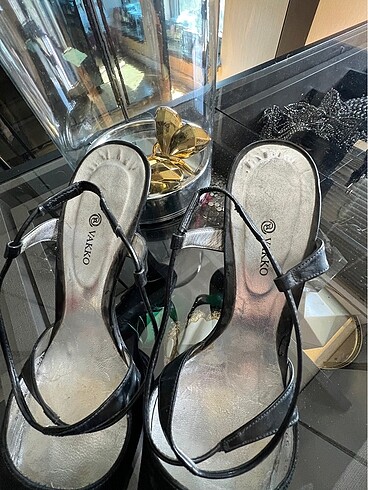 Vakko Vakko stiletto