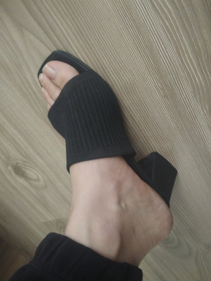 Siyah Tokalı Kadın Topuklu Sandalet - Görsel 2