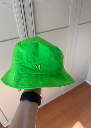 Mango Mango Parlak Yeşil Streetwear Kadın Şapka