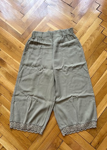 Dantel Detaylı Bej Bohem Keten Pantolon