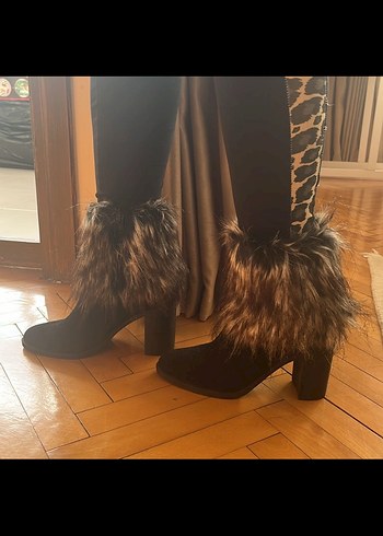 Kahverengi Leopar Desenli Kürklü Süet Topuklu Bot - Görsel 4