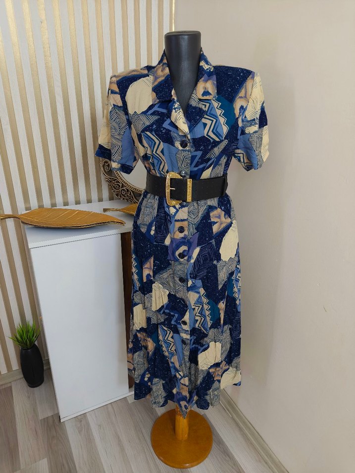 Retro Şıklıkta Mavi Desenli Vintage Midi Elbise — görsel 2/18