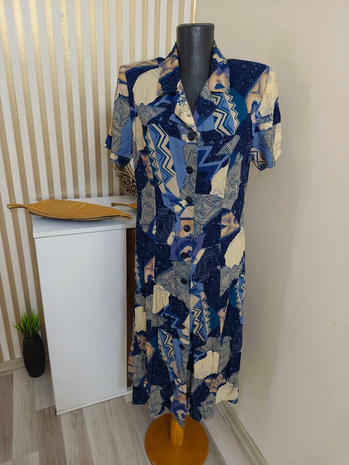 Retro Şıklıkta Mavi Desenli Vintage Midi Elbise — görsel 10/18