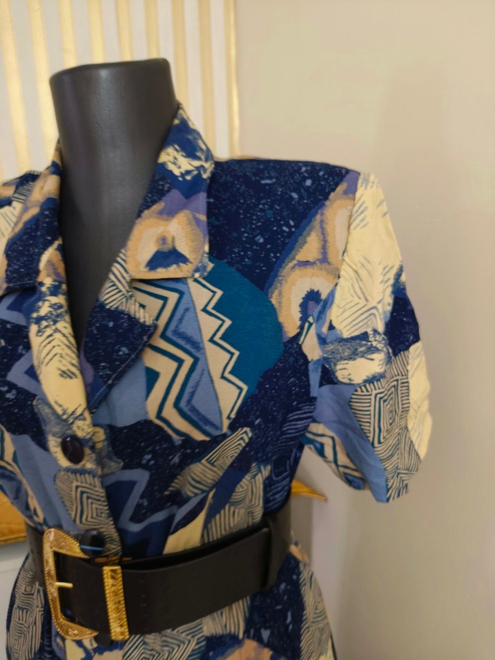 Retro Şıklıkta Mavi Desenli Vintage Midi Elbise — görsel 7/18
