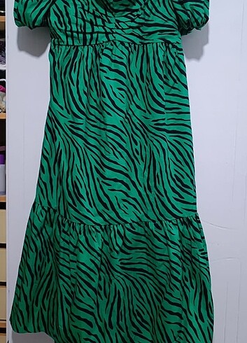 Yeşil zebra desen elbise