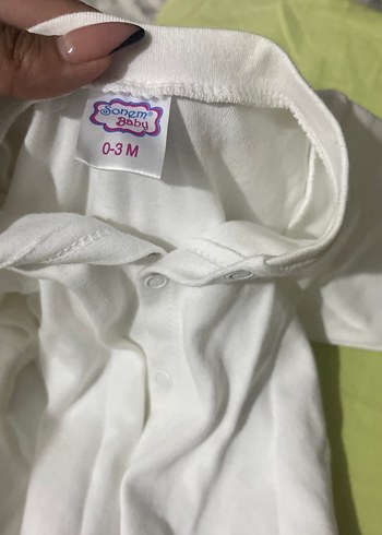 Bebek Beyaz Düğmeli Uzun Kollu Keten Tulum - Görsel 2