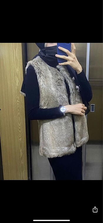 Zara Kürk Yelek