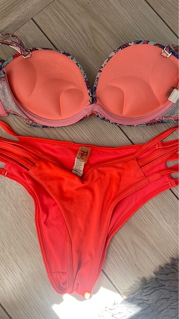 s Beden Penti push up destekli bikini takımı