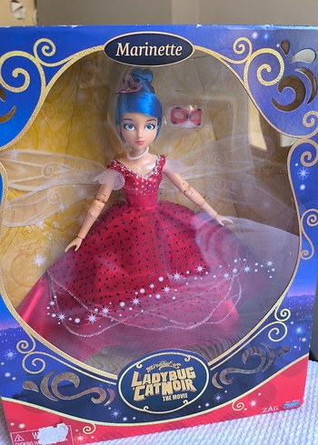 Marinette gala bebeği