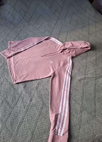 Adidas Sweatshirt 
