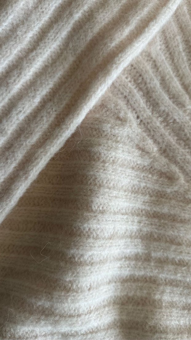 Zara Boğazlı Yün Krem Kazak - Görsel 2