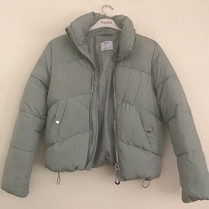 Bershka Şişme Mont