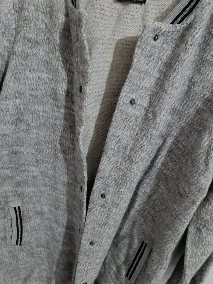 Gri Düğmeli Erkek Yün Hırka - Görsel 3