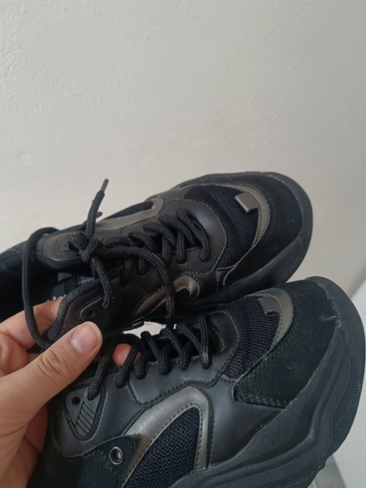 Siyah Bağcıklı Gotik Stiletto Topuklu Spor Ayakkabı - Görsel 4