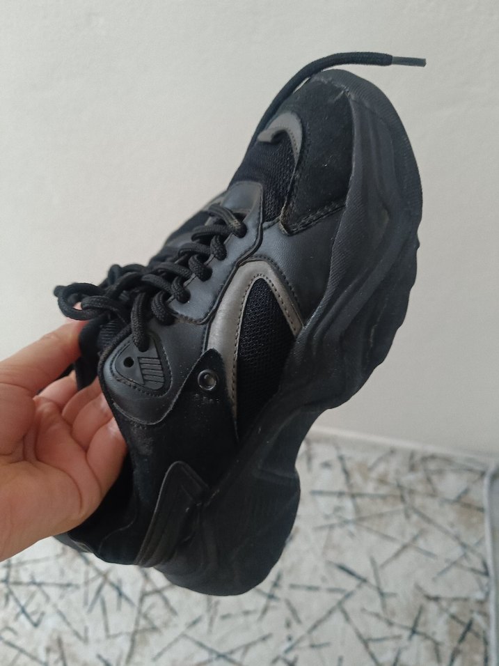 Siyah Bağcıklı Gotik Stiletto Topuklu Spor Ayakkabı - Görsel 5