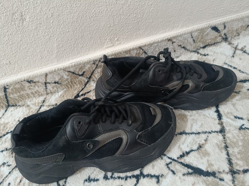 Siyah Bağcıklı Gotik Stiletto Topuklu Spor Ayakkabı - Görsel 3