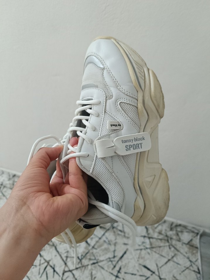 Beyaz Yılan Desenli Bağcıklı Spor Ayakkabı - Görsel 5