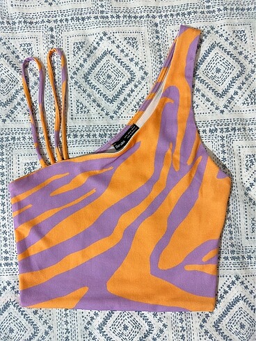 xs Beden Bershka bluz