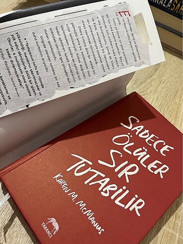 Beden Karen M McManus /Birimiz Yalan Söylüyor Serisi