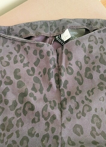 H&M H&M Gri Leopar Desenli Pantolon