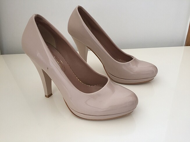Platform Topuk Stiletto
