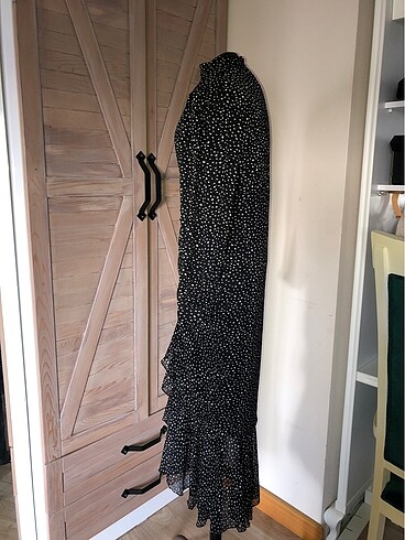 Puantiyelı abiye elbise - Görsel 5