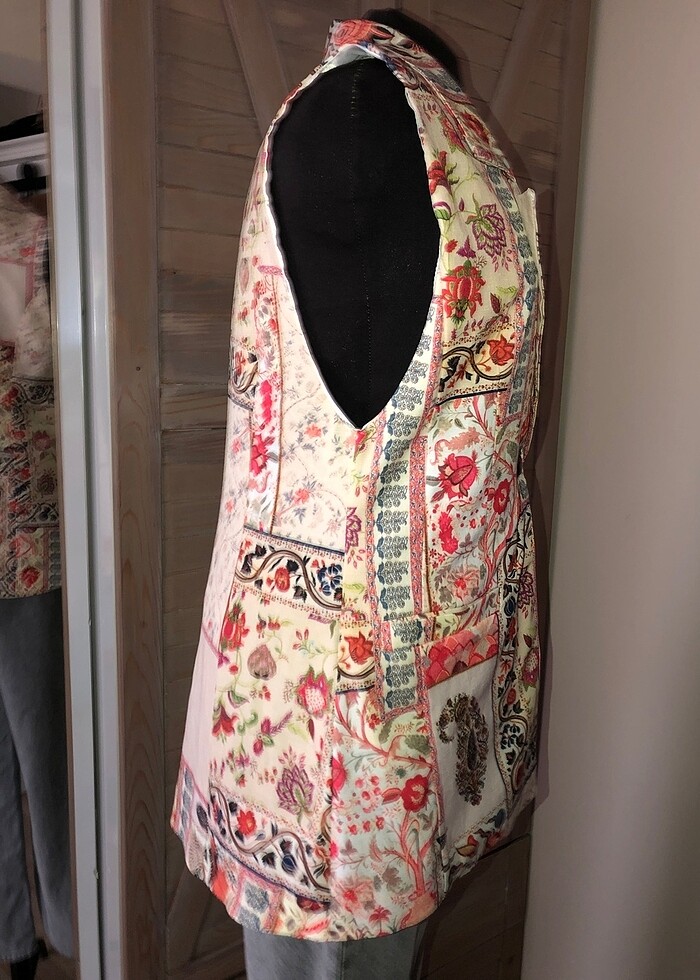 Desenli yelek - Görsel 4