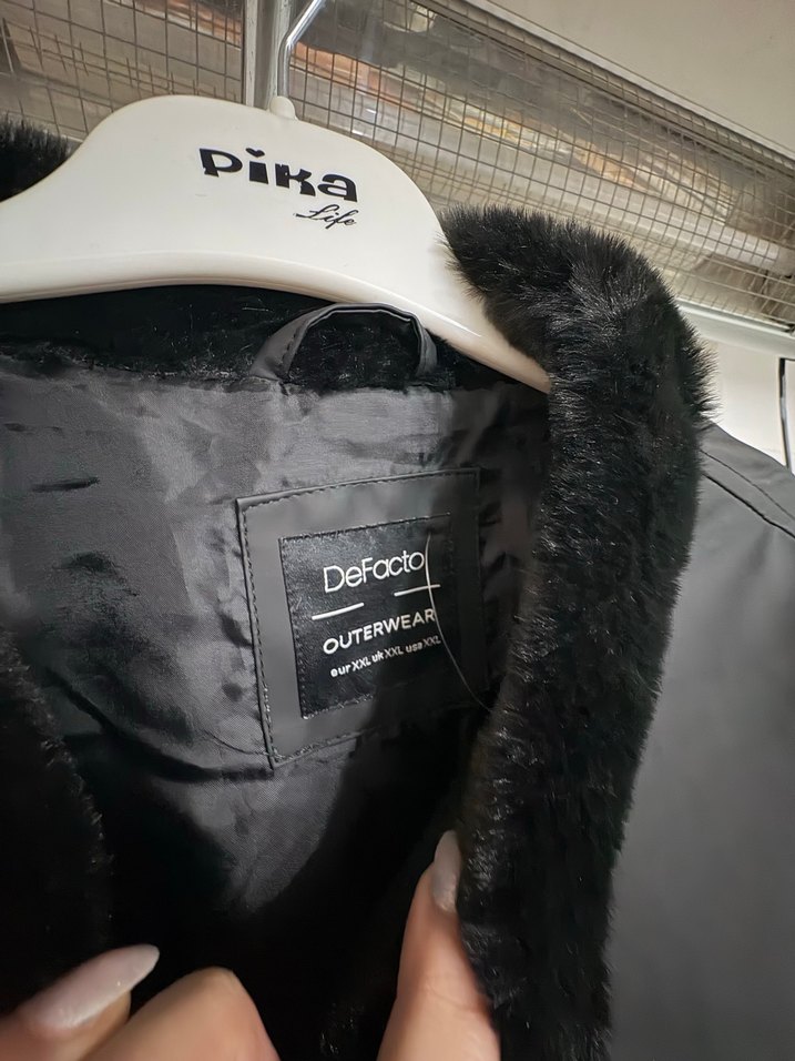 Düğmeli Siyah Midi kadın Ceket - Görsel 3