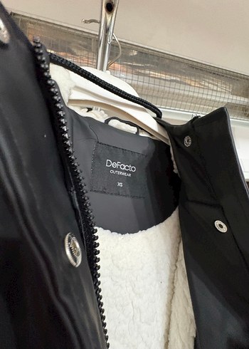 Düğmeli Siyah Midi Kadın Ceket - Görsel 3