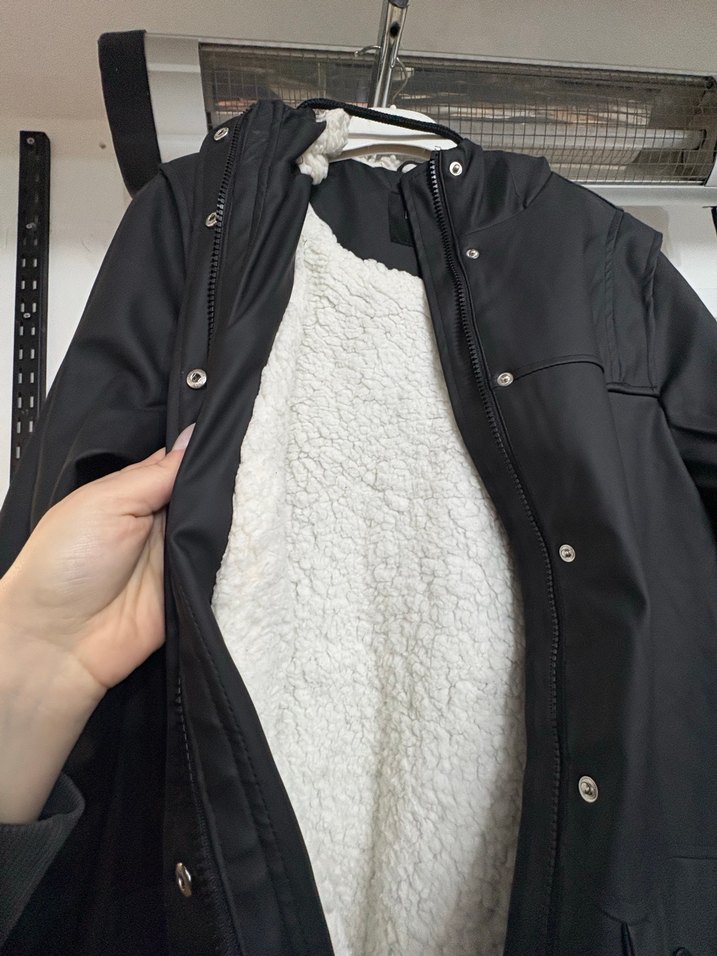 Düğmeli Siyah Midi Kadın Ceket - Görsel 2