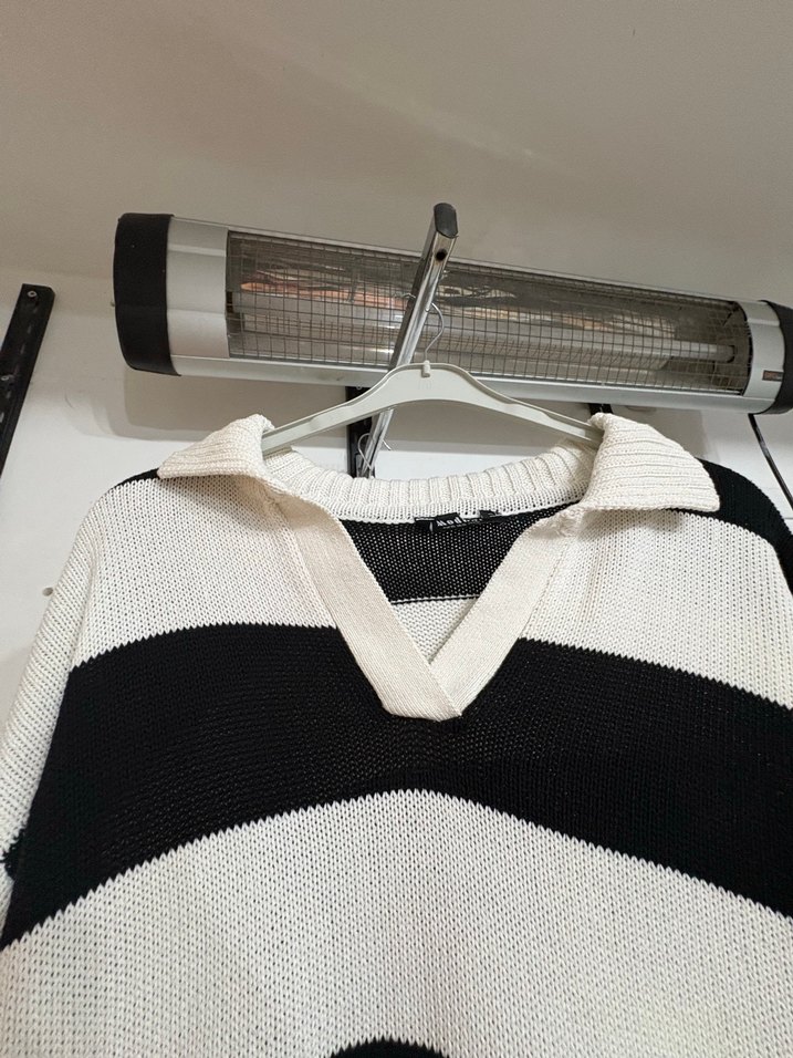 Gri Beyaz Zebra Desenli Salaş Triko Kazak - Görsel 3