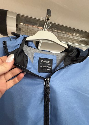 Mavi Fermuarlı Kadın Spor Ceket - Görsel 2