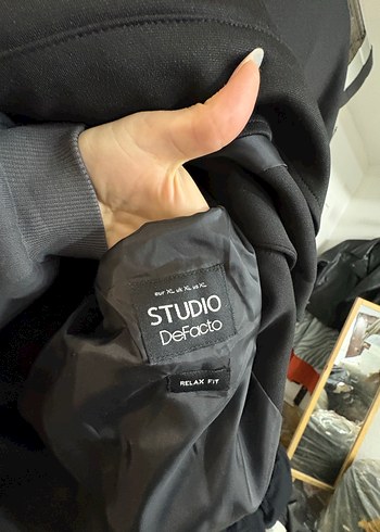 Siyah Düğmeli Erkek Midi Ceket - Görsel 3