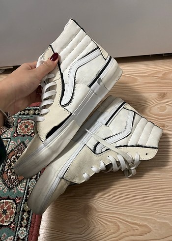 Beyaz Süet Yüksek Top Sneakers - Görsel 4