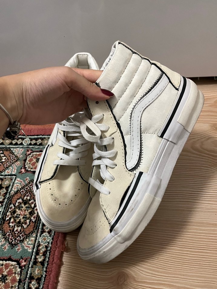 Beyaz Süet Yüksek Top Sneakers - Görsel 3