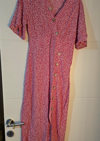 Düğmeli Kırmızı V Yaka Midi Elbise - Görsel 2