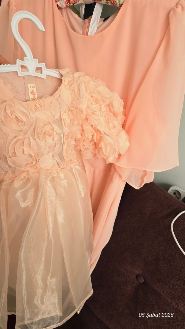 Le Mabelle Somon Tül Detaylı Kız bebek anne kombın - Görsel 2