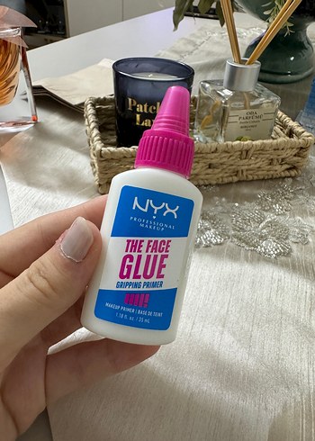 NYX NYX The Face Glue Makyaj bazı