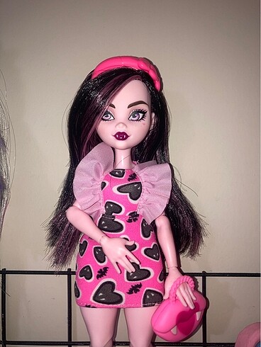 Monster High Monster High Draculara Bebek