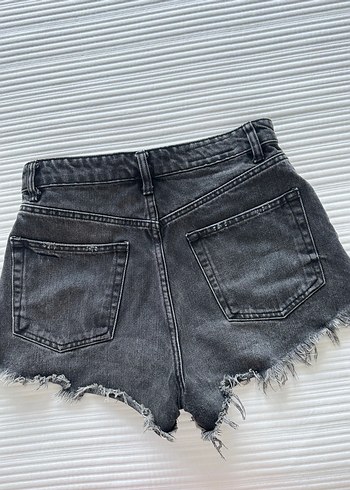 Zara Zara Gri Yırtık Mini Kadın Denim Şort