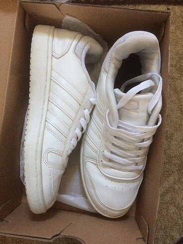 Adidas spor ayakkabı i