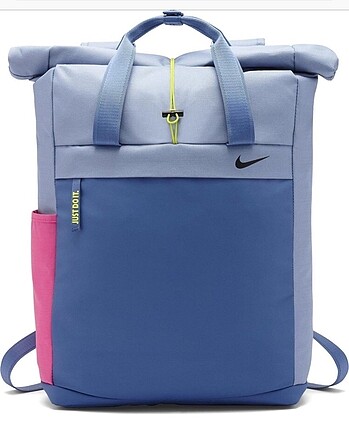 Nike radiate 18L Sırt çantası