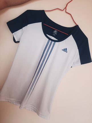 adidas t-shirt