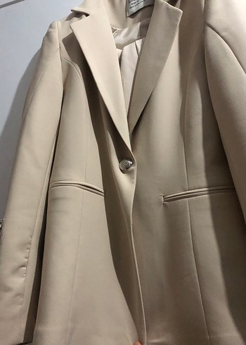 Bej Düğmeli İpek Görünümlü Midi Hamile Ceketi - Görsel 4