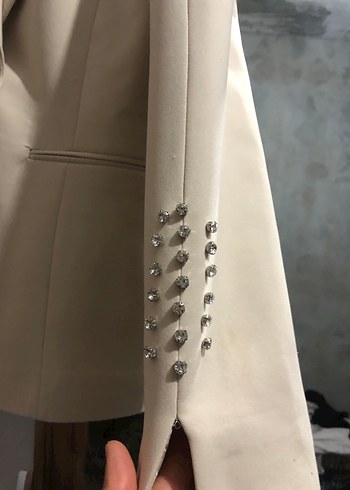 Bej Düğmeli İpek Görünümlü Midi Hamile Ceketi - Görsel 3