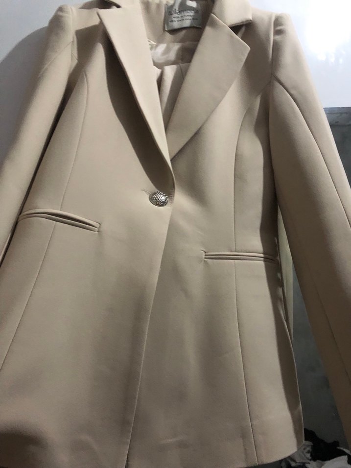 Bej Düğmeli İpek Görünümlü Midi Hamile Ceketi - Görsel 2