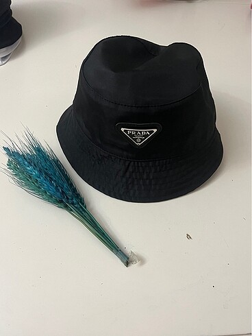 Prada Bucket Şapka