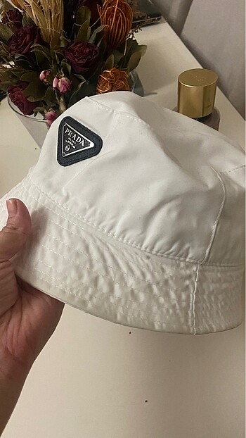 Prada Bucket Şapka