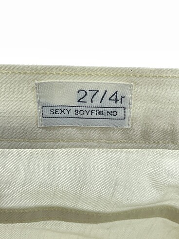 27 Beden beyaz Renk Gap Boyfriend %70 İndirimli.